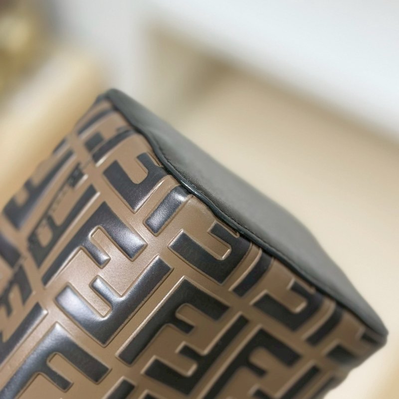 🏷Fendi 芬迪．Mon Tresor 老花水桶包-4