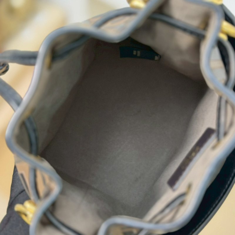 🏷Fendi 芬迪．Mon Tresor 老花水桶包-13
