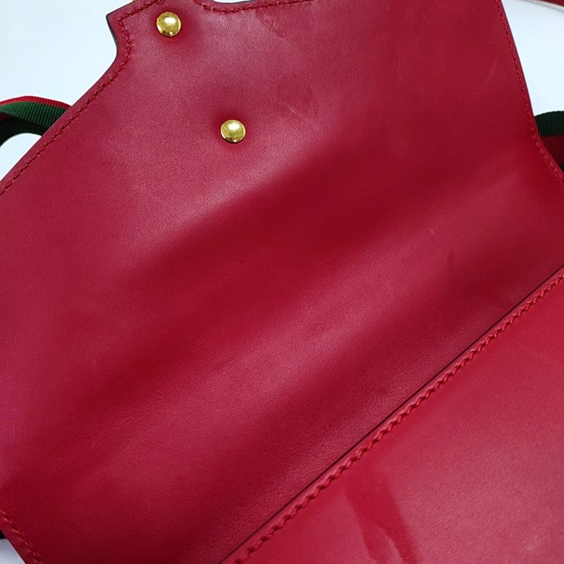 GUCCI Sylvie小號紅色牛皮條紋織帶塞爾維亞單肩包金色五金2條可拆卸肩帶-11