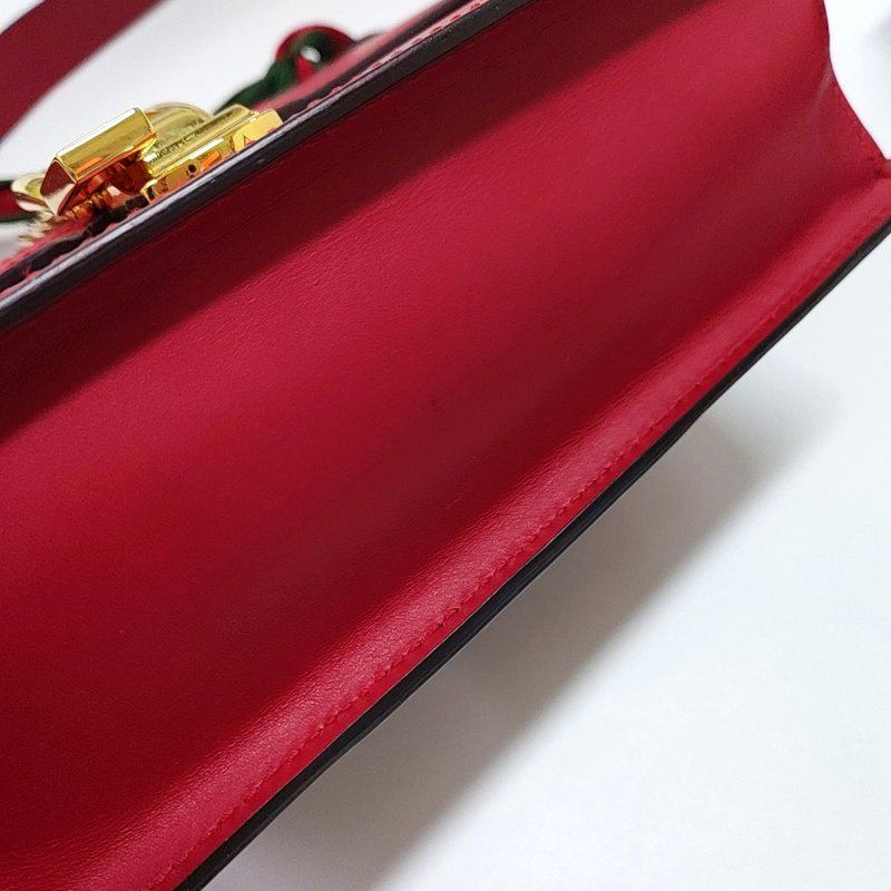 GUCCI Sylvie小號紅色牛皮條紋織帶塞爾維亞單肩包金色五金2條可拆卸肩帶-13