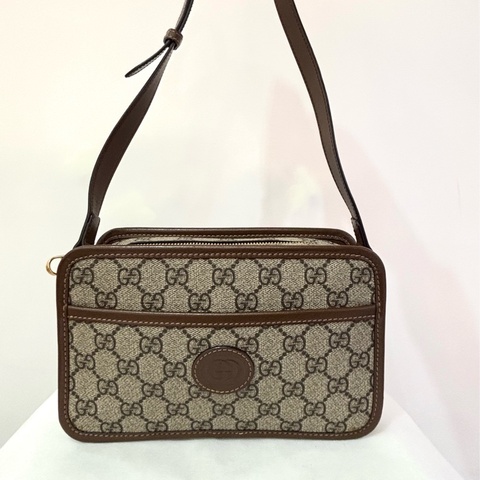 Gucci interlocking方形側背包