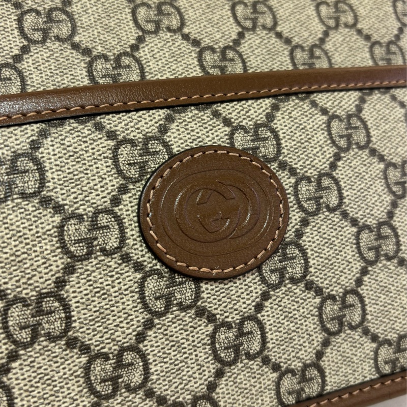 Gucci interlocking方形側背包-8