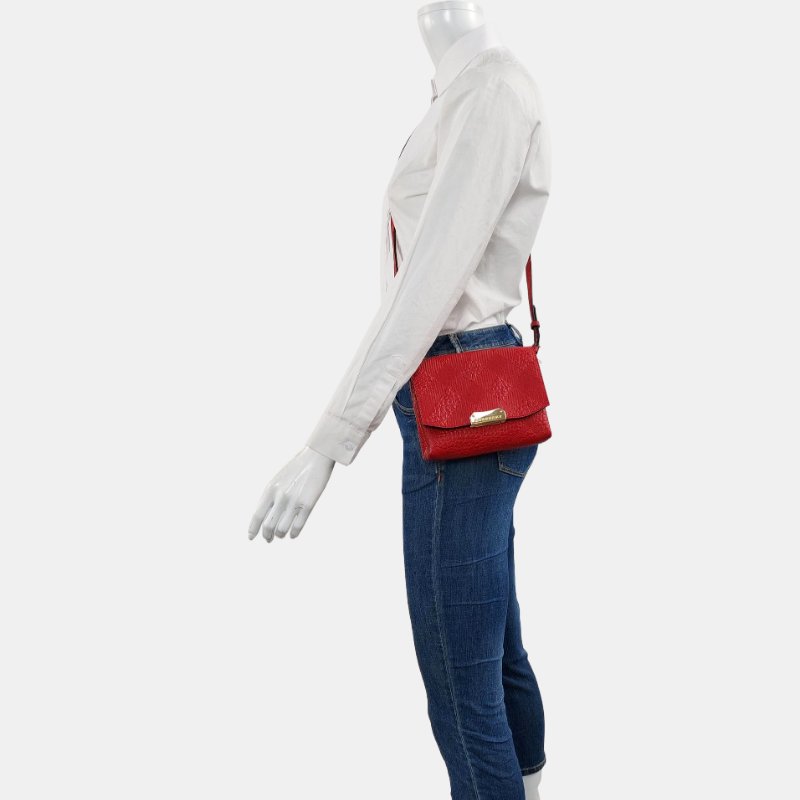 BURBERRY Langley紅色牛皮壓紋斜挎包單肩包金色五金可拆卸肩帶-1