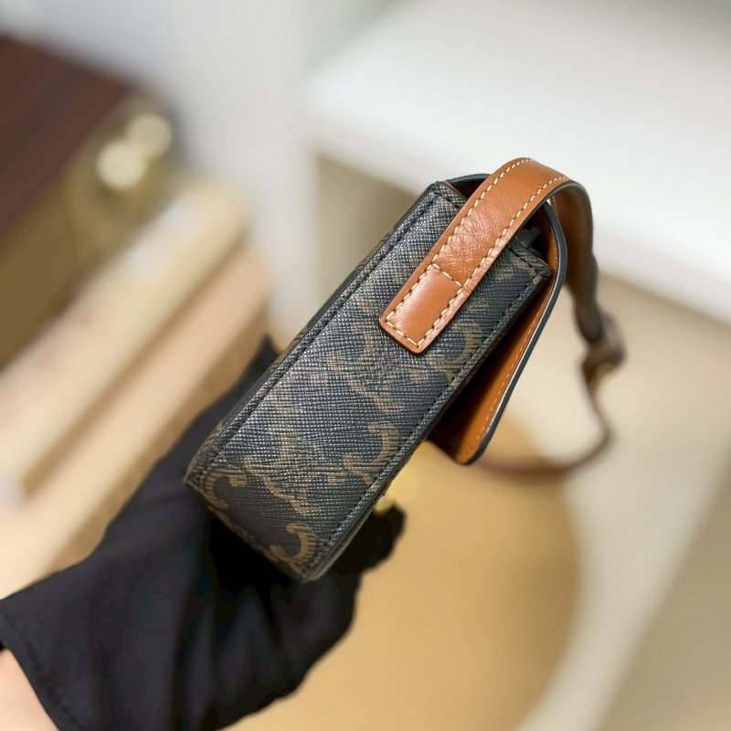 🏷Celine 瑟琳．Claude 凱旋門腋下包-2