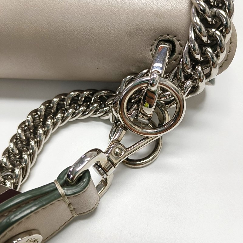 FENDI Kan I中號灰色牛皮鉚釘單肩包手提包金色銀色五金2條可拆卸肩帶-11