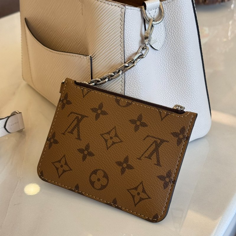 *SHIHNA名牌精品* LV M20520 Marelle Tote BB 石英白色水波紋托特包-4