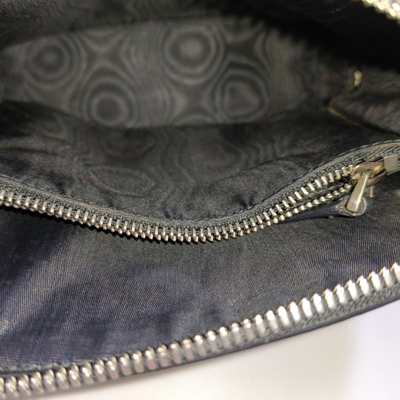 GUCCI Gucci X Sega黑色牛皮印花單肩包斜挎包銀色五金可拆卸肩帶-9