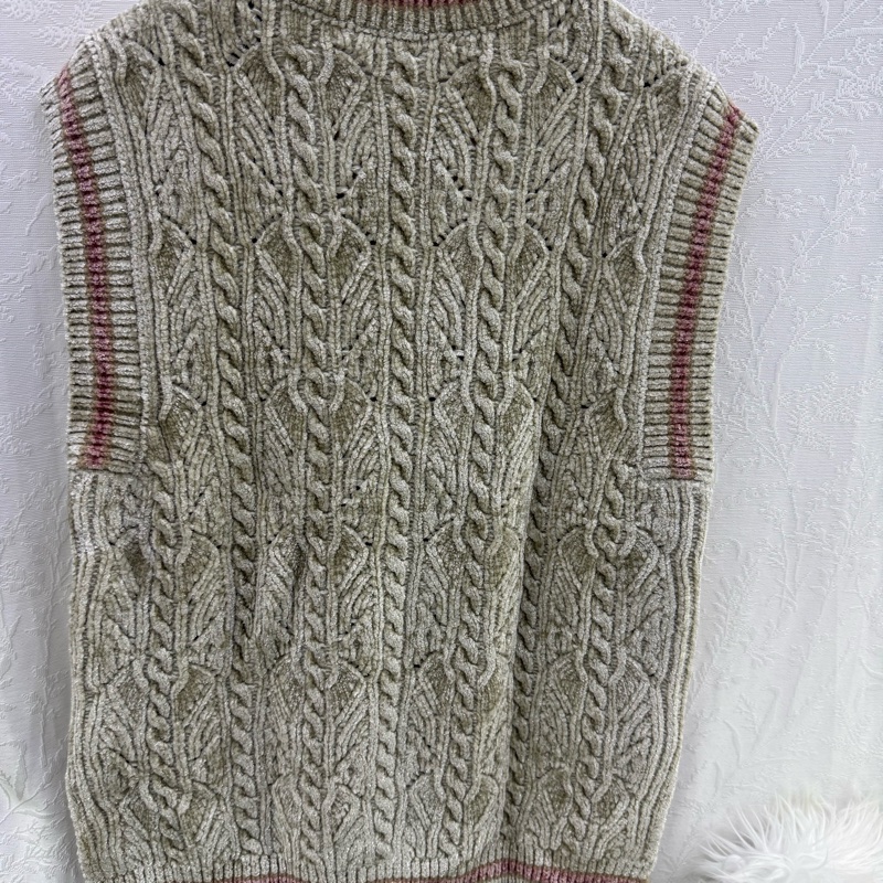 Chanel 針織背心 （未使用品）EU36-2