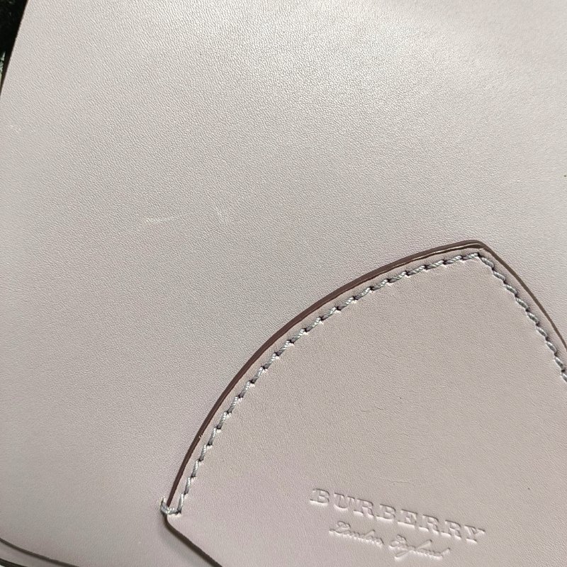 BURBERRY Square Stone粉色牛皮單肩包斜挎包金色五金可拆卸肩帶-8