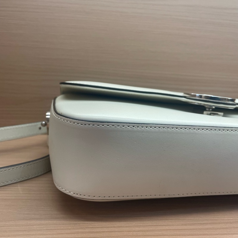 Gucci/古驰petite中号白色斜挎包-7