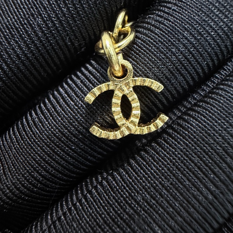 Chanel 20P 金色字母水鑽項鏈 XB957-8