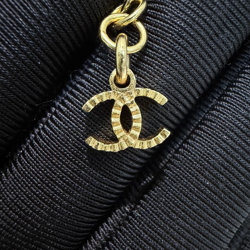 Chanel 20P 金色字母水鑽項鏈 XB957-9