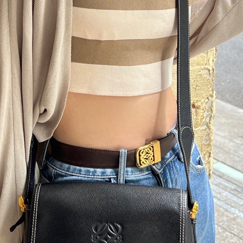 ✔️Loewe Vintage logo 金釦棕色皮帶-1