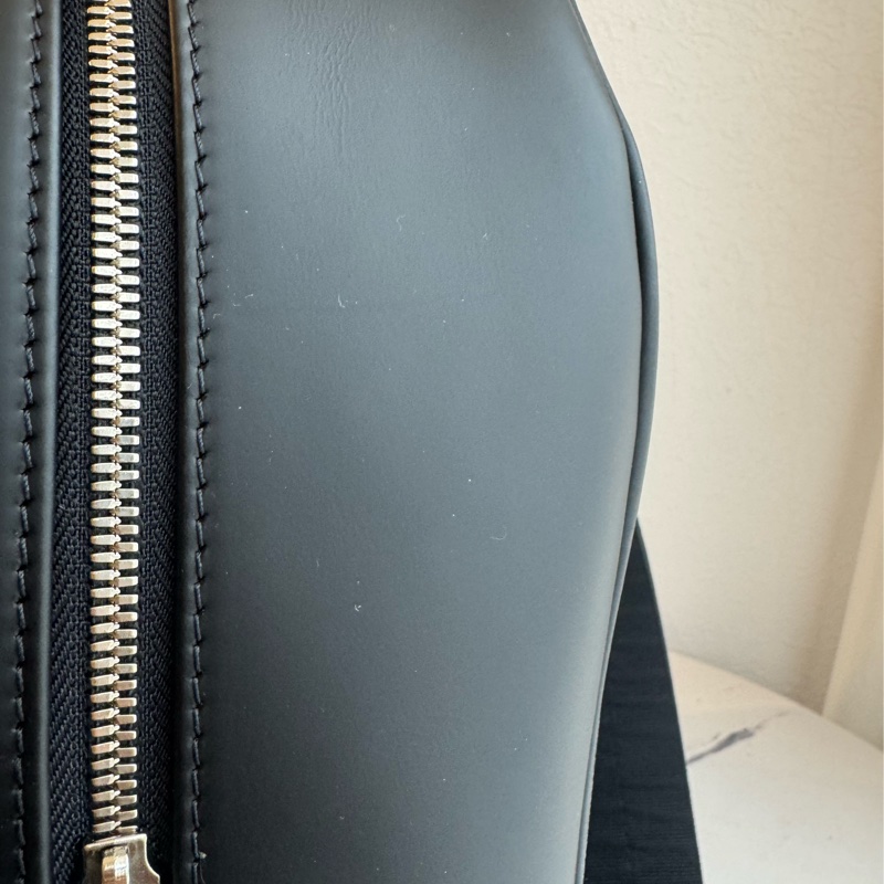 LV黑棋盤格後背包 超新超輕又好裝-14