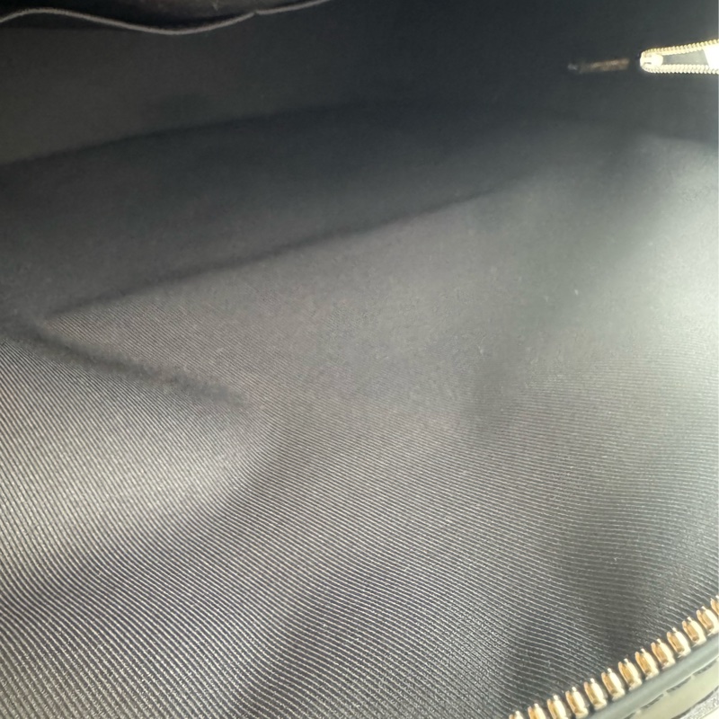 LV黑棋盤格後背包 超新超輕又好裝-22