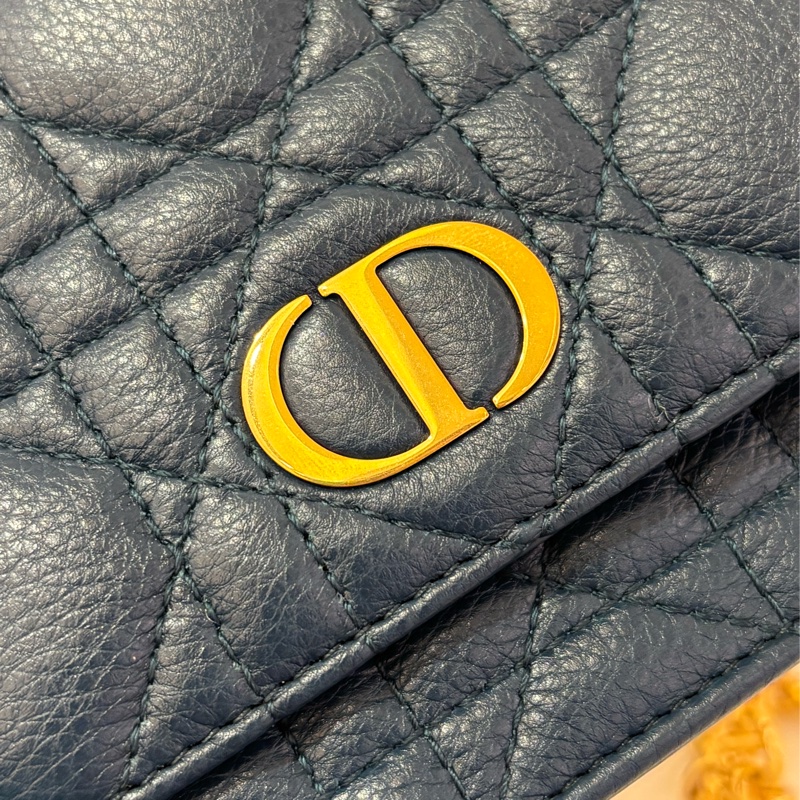 DIOR Caro藍羊皮金釦鍊帶腰包-6