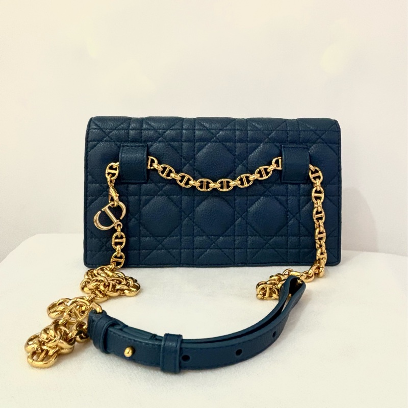 DIOR Caro藍羊皮金釦鍊帶腰包-9