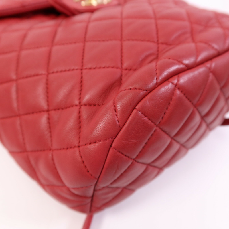 CHANEL 羊皮皮革Backpack金扣鏈帶背包-11