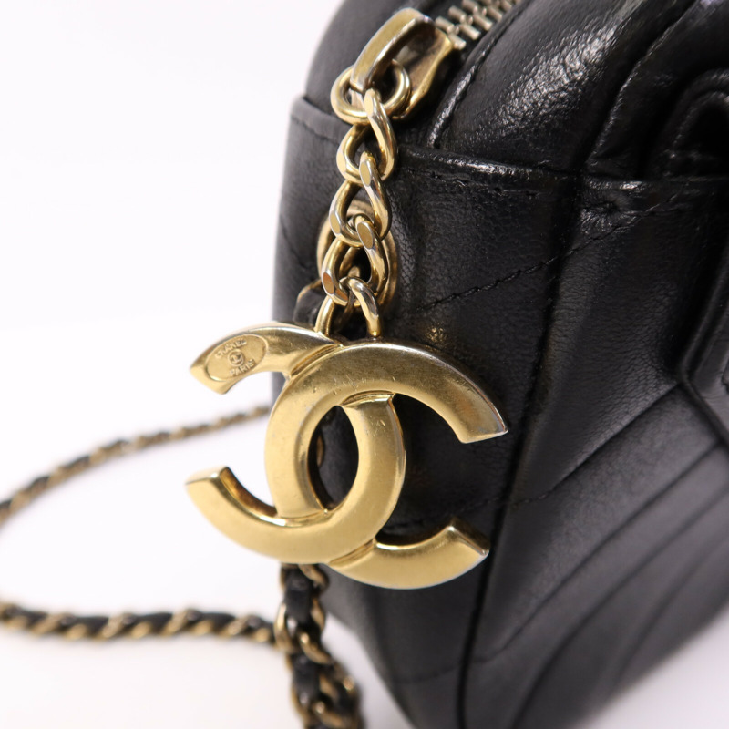 CHANEL 牛皮皮革Chain Shoulder Bag金扣鏈帶肩背袋-14