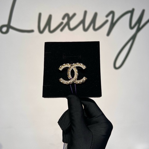 CHANEL 23B 麥穗雙C滿鑽胸針