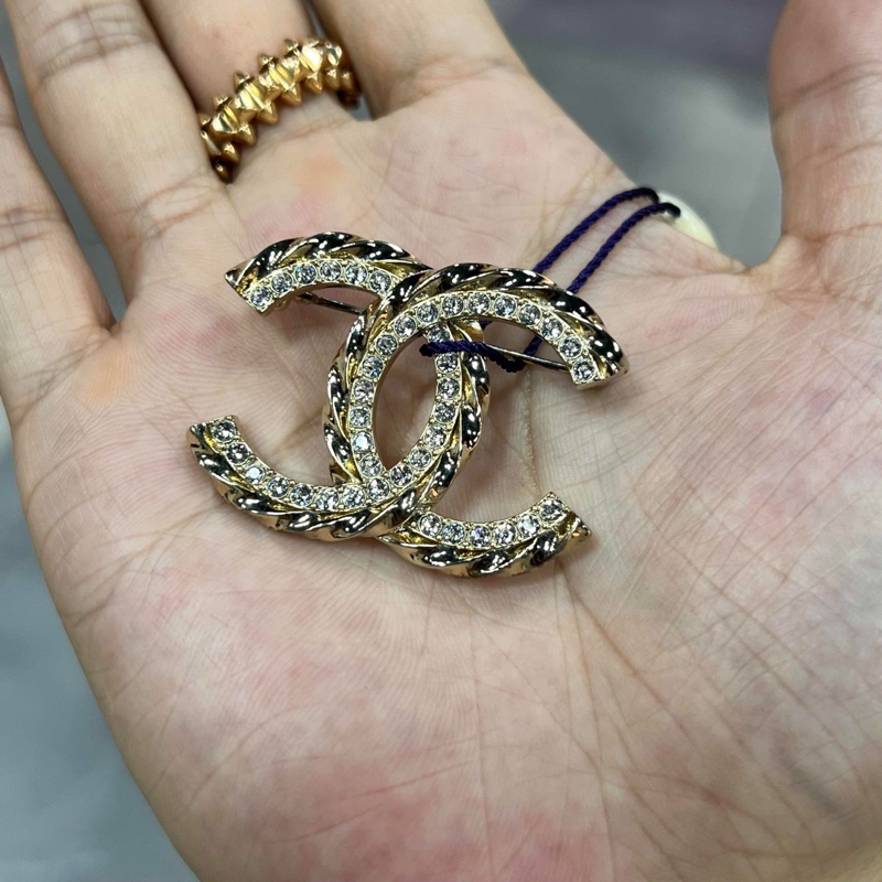 CHANEL 23B 麥穗雙C滿鑽胸針-7