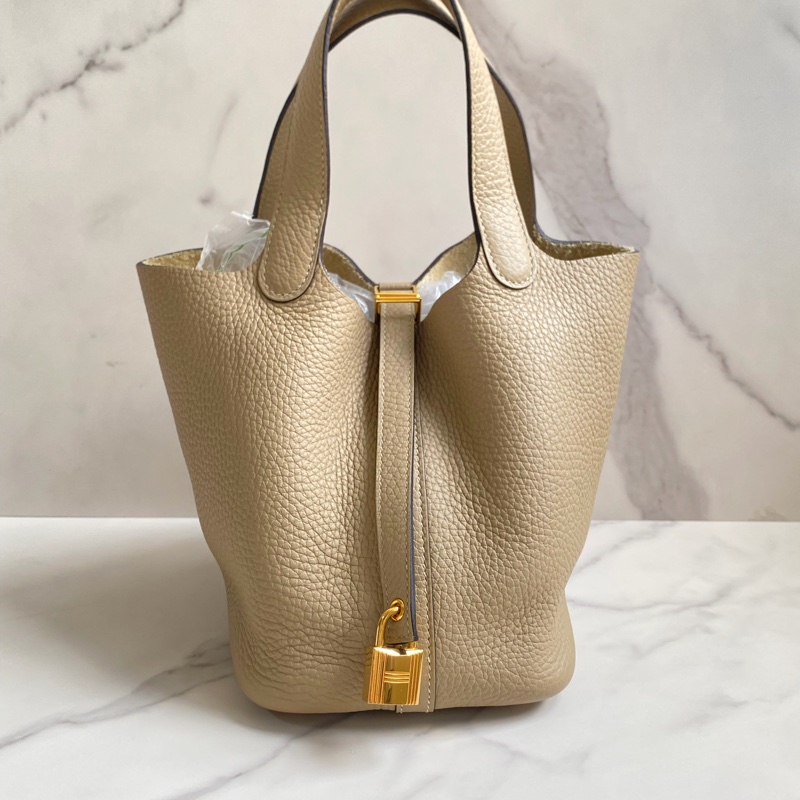 ❗️不用10萬入手愛馬仕 Hermes p18菜籃子 風衣灰-1