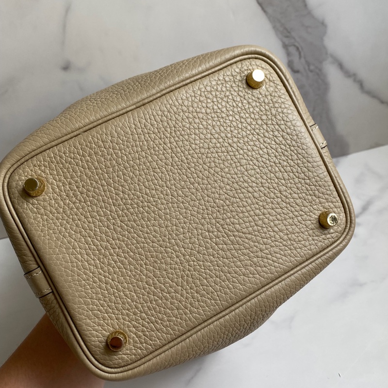 ❗️不用10萬入手愛馬仕 Hermes p18菜籃子 風衣灰-6