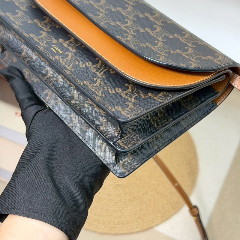 🏷Celine 瑟琳．Triomphe 老花 woc-5