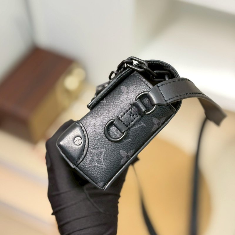 (送男友禮物首選！😍)🏷LV 路易威登．Steamer 黑老花盒子包 M81783-3