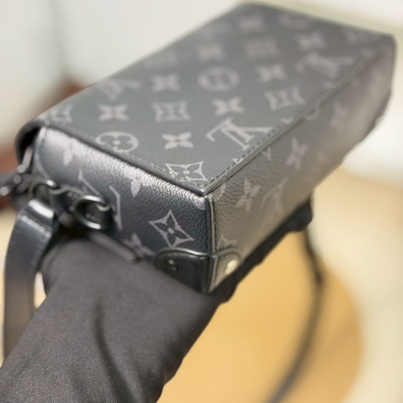 (送男友禮物首選！😍)🏷LV 路易威登．Steamer 黑老花盒子包 M81783-6