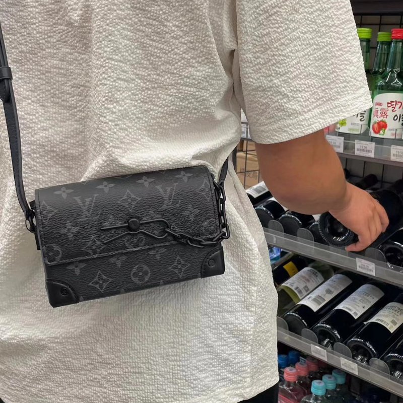 (送男友禮物首選！😍)🏷LV 路易威登．Steamer 黑老花盒子包 M81783-21