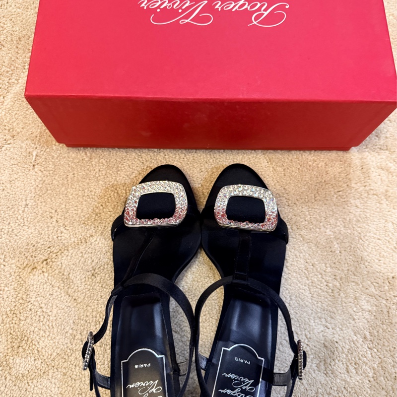 Roger Vivier 36.5 黑色絲綢 銀包皮革 跟4.5cm-5