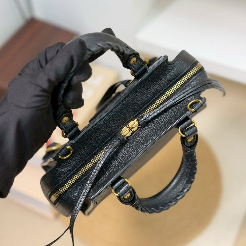 (絕版停產款)🏷Balenciaga 巴黎世家．Neo Classic Mini 機車包-13