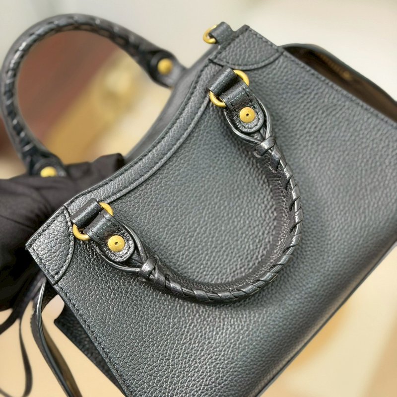 (絕版停產款)🏷Balenciaga 巴黎世家．Neo Classic Mini 機車包-18