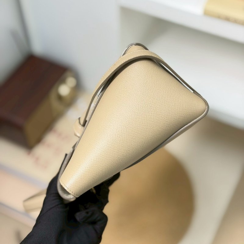 🏷Celine 瑟琳．Nano Belt 鯰魚包/客人寄賣-2