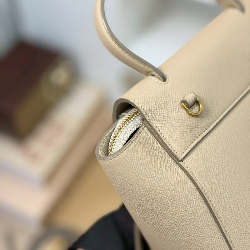 🏷Celine 瑟琳．Nano Belt 鯰魚包/客人寄賣-10