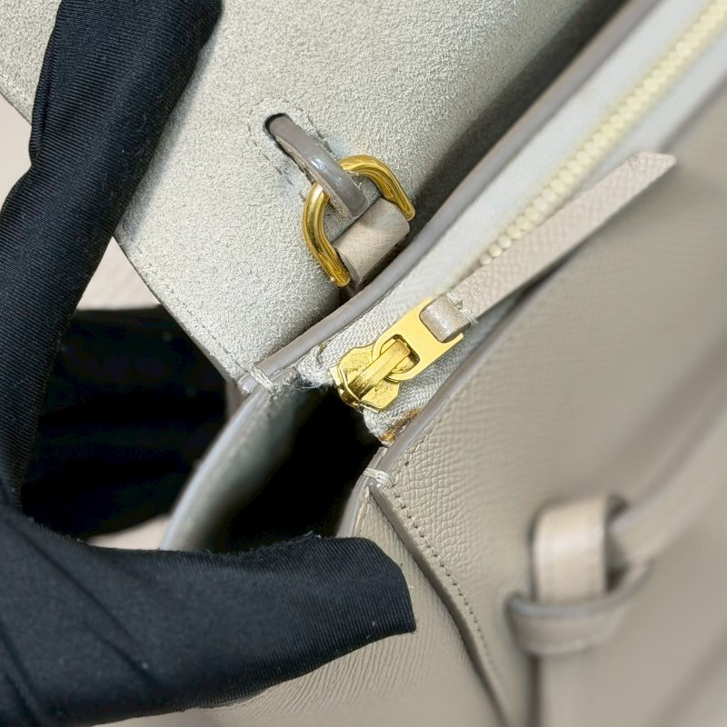 🏷Celine 瑟琳．Nano Belt 鯰魚包/客人寄賣-24