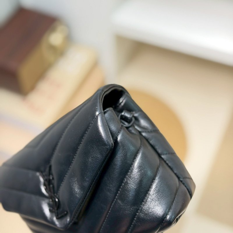 (稀有So Black！好帥😎🖤)🏷YSL 聖羅蘭．Loulou Toy 方胖子-9