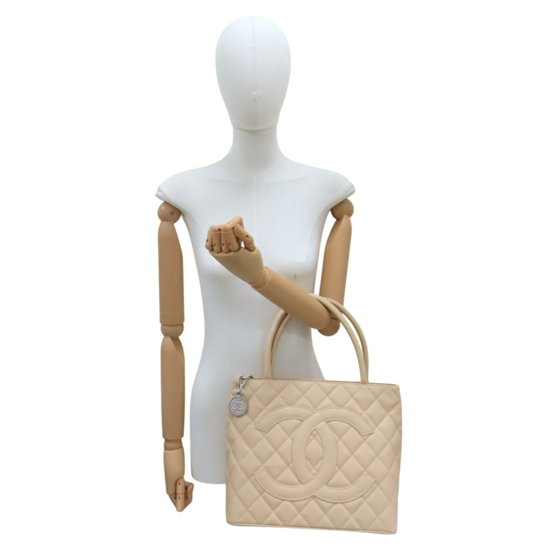 米色 荔枝紋牛皮 手提包 銀扣【CHANEL 香奈兒】 A01804-10