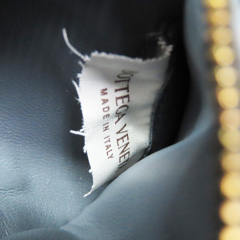 灰色 羊皮編織 Padded Cassette 枕頭包 肩背包【BOTTEGA VENETA BV 寶緹嘉】 717506-7