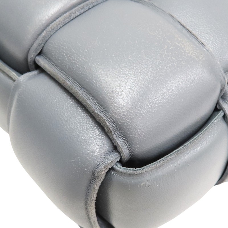 灰色 羊皮編織 Padded Cassette 枕頭包 肩背包【BOTTEGA VENETA BV 寶緹嘉】 717506-12