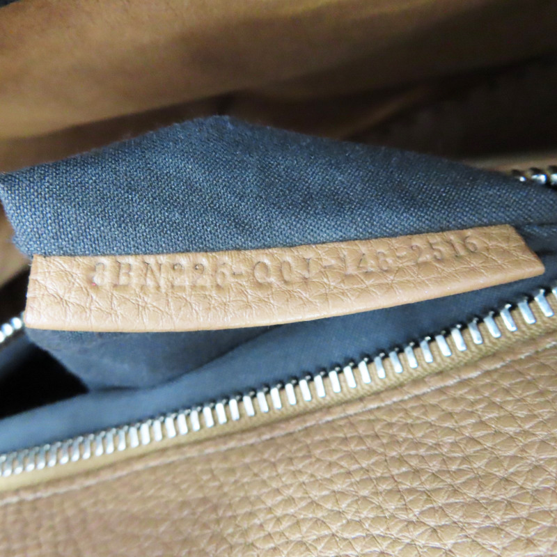 黑色 牛 兩用包【FENDI 芬迪】 8BN226-6