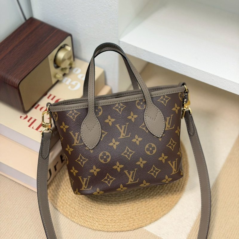 (稀有釋出、大全配✨)🏷LV 路易威登．Neverfull Inside Out MM 雙面小托特 芯片款 M28349-1