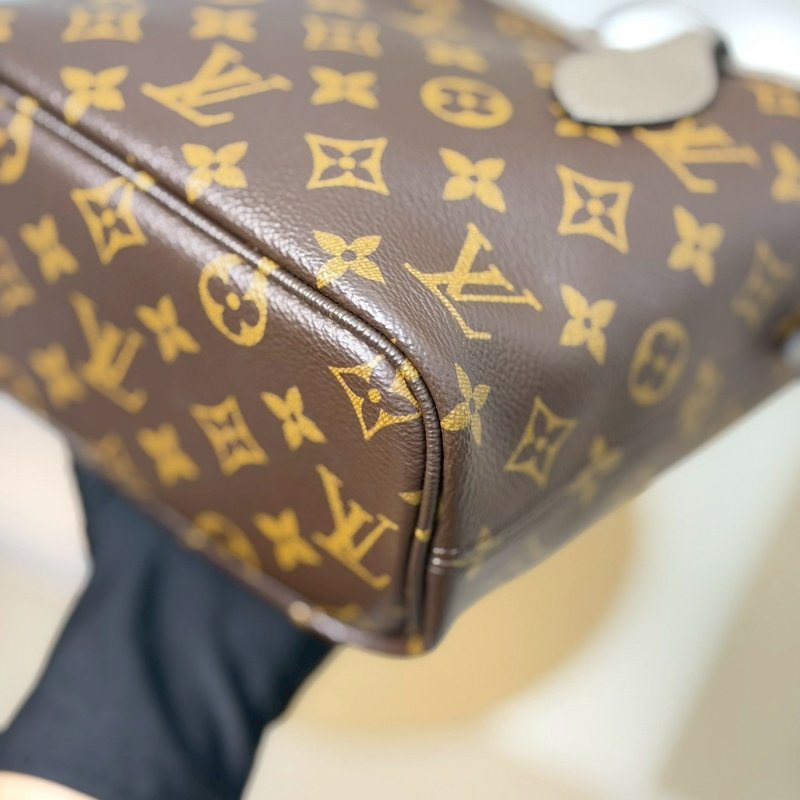 (稀有釋出、大全配✨)🏷LV 路易威登．Neverfull Inside Out MM 雙面小托特 芯片款 M28349-5