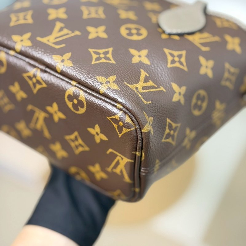 (稀有釋出、大全配✨)🏷LV 路易威登．Neverfull Inside Out MM 雙面小托特 芯片款 M28349-7