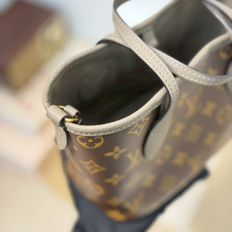 (稀有釋出、大全配✨)🏷LV 路易威登．Neverfull Inside Out MM 雙面小托特 芯片款 M28349-10