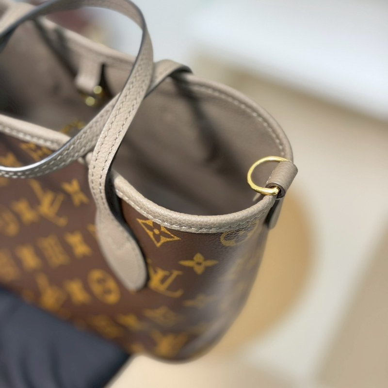 (稀有釋出、大全配✨)🏷LV 路易威登．Neverfull Inside Out MM 雙面小托特 芯片款 M28349-11