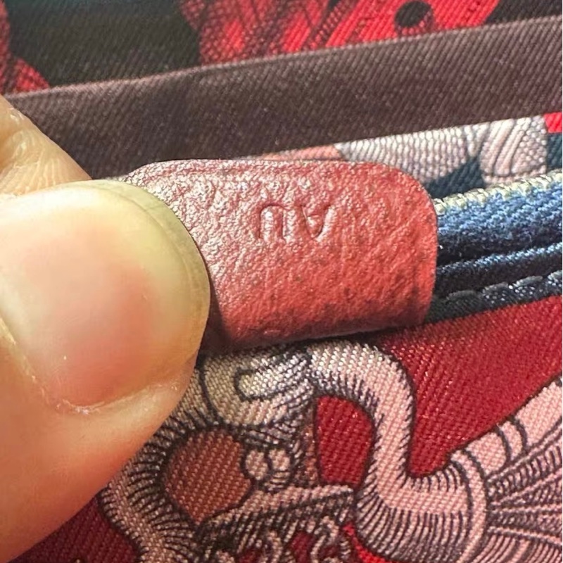 9成新 愛馬仕Hermès Silk’In 拉鍊長夾 酒紅Epsom｜絲巾內裡｜銀扣 EPSOM-4