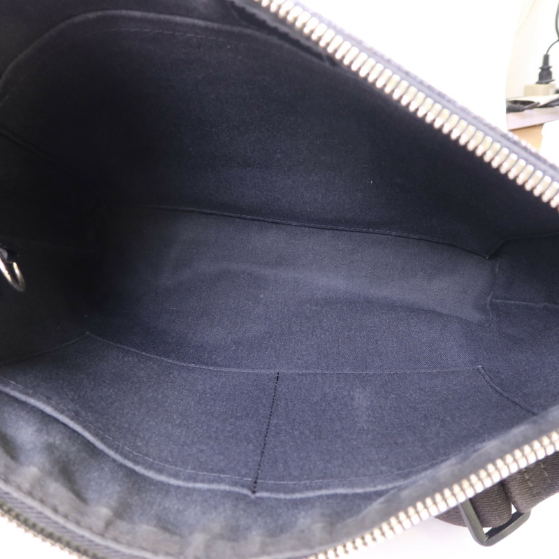 LOUIS VUITTON Damier Graphite Mick PM銀扣肩背袋-5