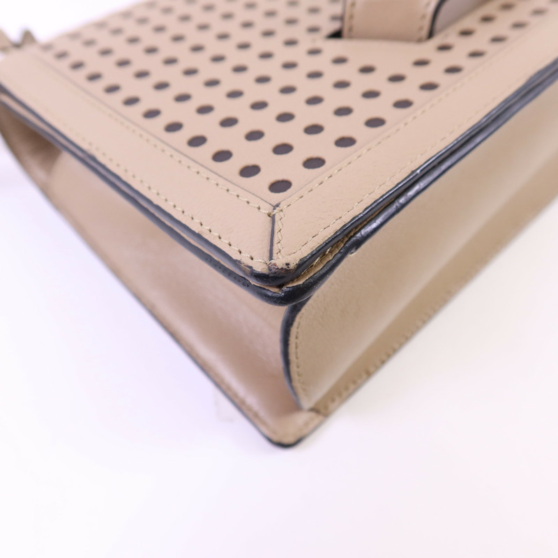 LOEWE 牛皮皮革Barcelona金扣肩背袋-12